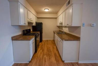 Main picture of 5006 Dierker Rd