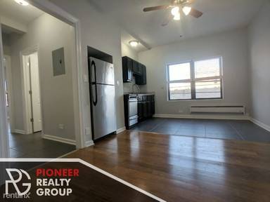 Main picture of 4555 N Malden St