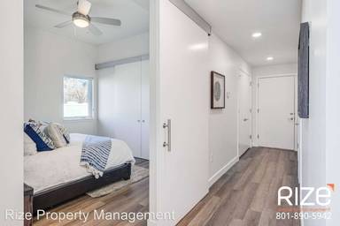 Main picture of 365 W Reed Ave