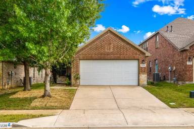 Main picture of 12236 Walden Wood Dr