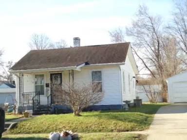 Main picture of 1650 E Calvert St