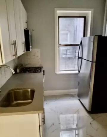 Main picture of 150 Belmont Ave