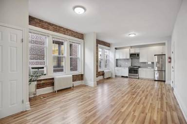 Main picture of 1860 California St NW