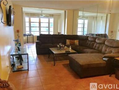 Main picture of 9440 Poinciana Pl