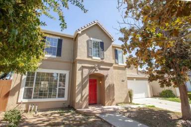 Main picture of 2483 S Summerfield Ln