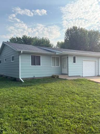 Main picture of 2406 Skeels Ave