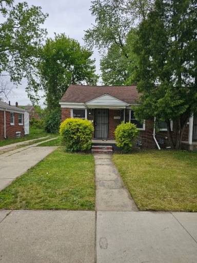 Main picture of 15143 Evergreen Rd