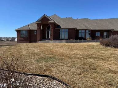 Main picture of 8901 Schram Rd