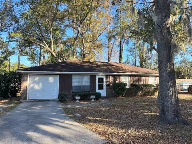 Main picture of 212 Kevin Dr