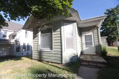 Main picture of 1408 Valley St