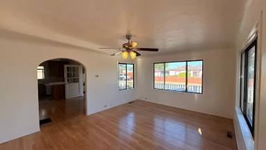Main picture of 1426 Hilby Ave
