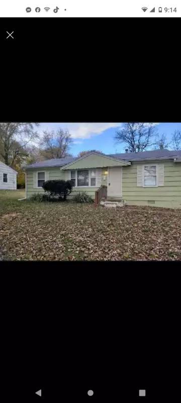 Main picture of 10500 E 59th St