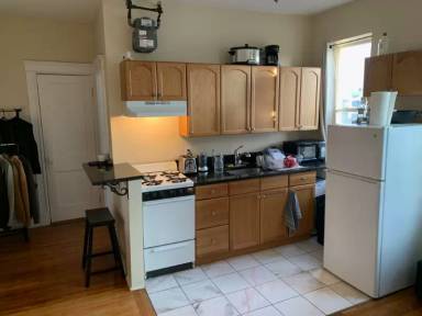 Main picture of 1193 Commonwealth Ave