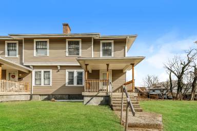Main picture of 117 W Parkwood Dr