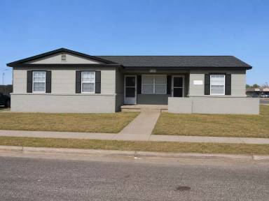 Main picture of 4202 35th St