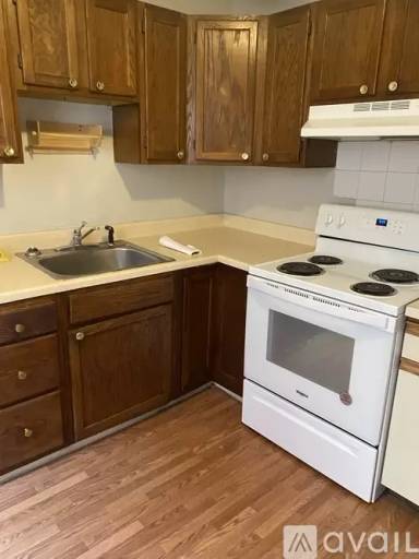 Main picture of 1022 W 3rd St