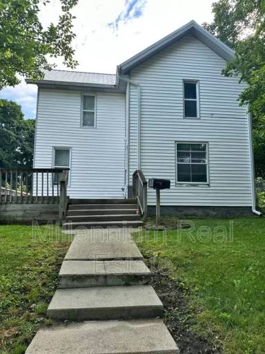 Main picture of 71 Bentley St