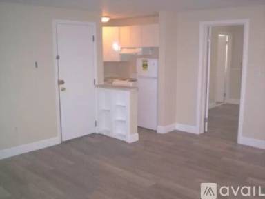 Main picture of 560 Bedford St