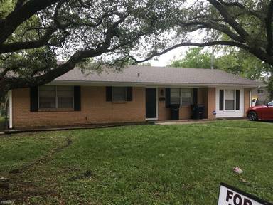 Main picture of 102 Redmond Dr