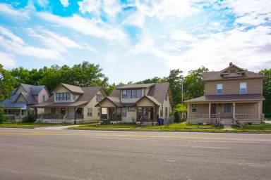 Main picture of 1337 N Waco Ave