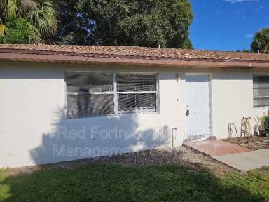 Main picture of 720 Karlov St
