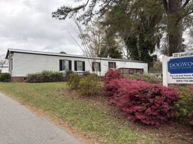 Main picture of 237 Laurel Ln