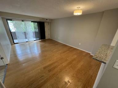 Main picture of 2320 Wisconsin Ave NW
