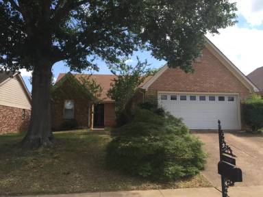 Main picture of 7467 Overcreek Ln
