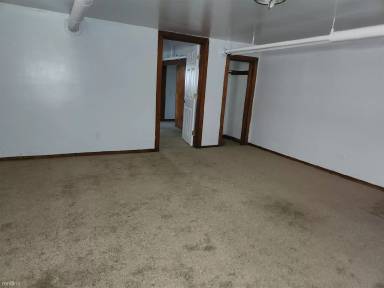 Main picture of 8114 S Drexel Ave