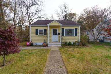 Main picture of 4400 Garrett Park Rd