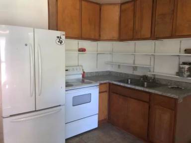 Main picture of 1911 Pecan St