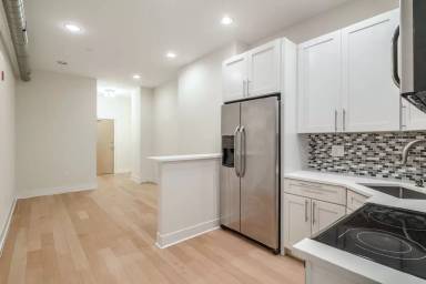 Main picture of 1305 Locust St