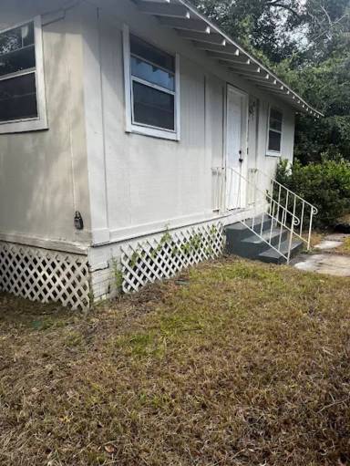 Main picture of 1357 W 16th St