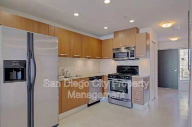 Main picture of 825 W Beech St