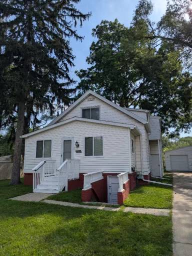 Main picture of 5925 McGuire St