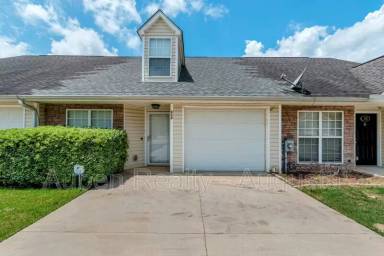 Main picture of 312 Caldwell Cir