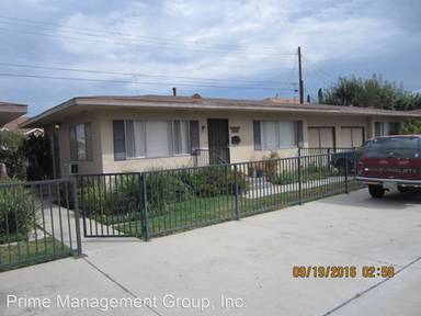 Main picture of 7632 1/2 Garvalia Ave
