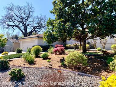 Main picture of 2200 Mesquite Dr