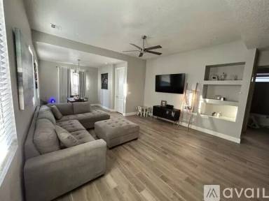 Main picture of 4313 Lauren Loop NE