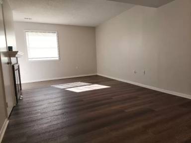 Main picture of 12730 Woodside Ln
