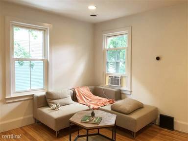 Main picture of 206 Harvard St