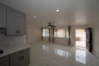 Main picture of 2074 Hoʻolauleʻa Street - 1