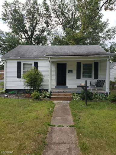 Main picture of 2700 Adams St