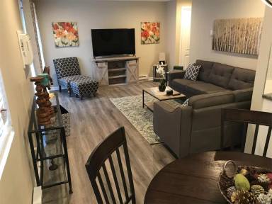 Main picture of 29 E 6th Ave