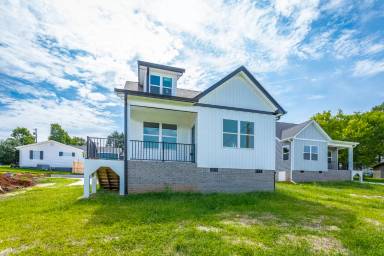 Main picture of 2631 Rogers Dr SE