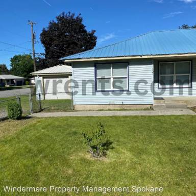 Main picture of 1407 N Vista Rd