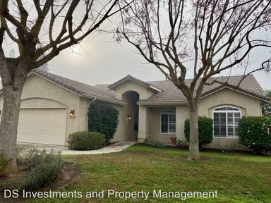 Main picture of 2739 W Ceres Ct