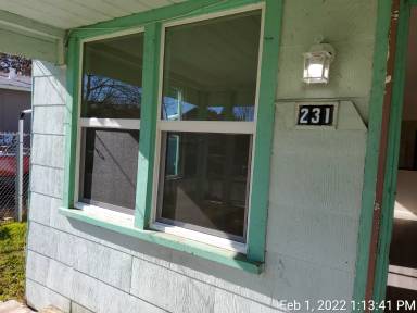 Main picture of 231 Moore Ave