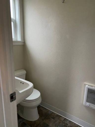 Main picture of 4852 SE 65th Ave