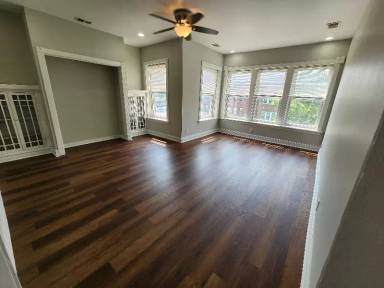 Main picture of 11033 S Vernon Ave